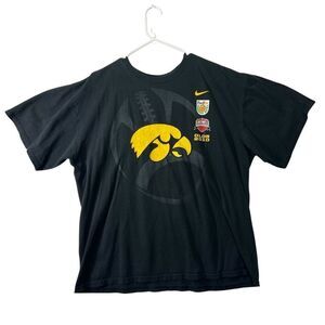 Xl Vintage Y2K orange bowl  2010 Nike lowa Hawkeyes football T-Shirt